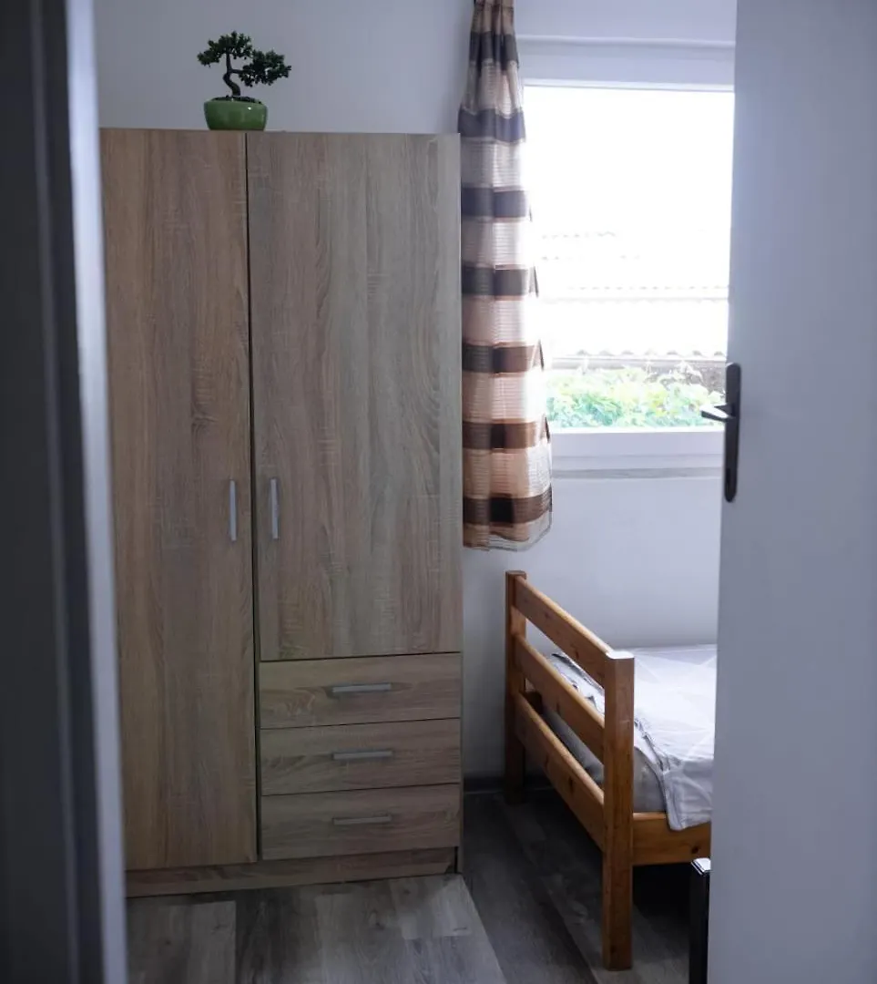 Apartment Ground Floor With Parking Erny Pula 0*,  Croatia